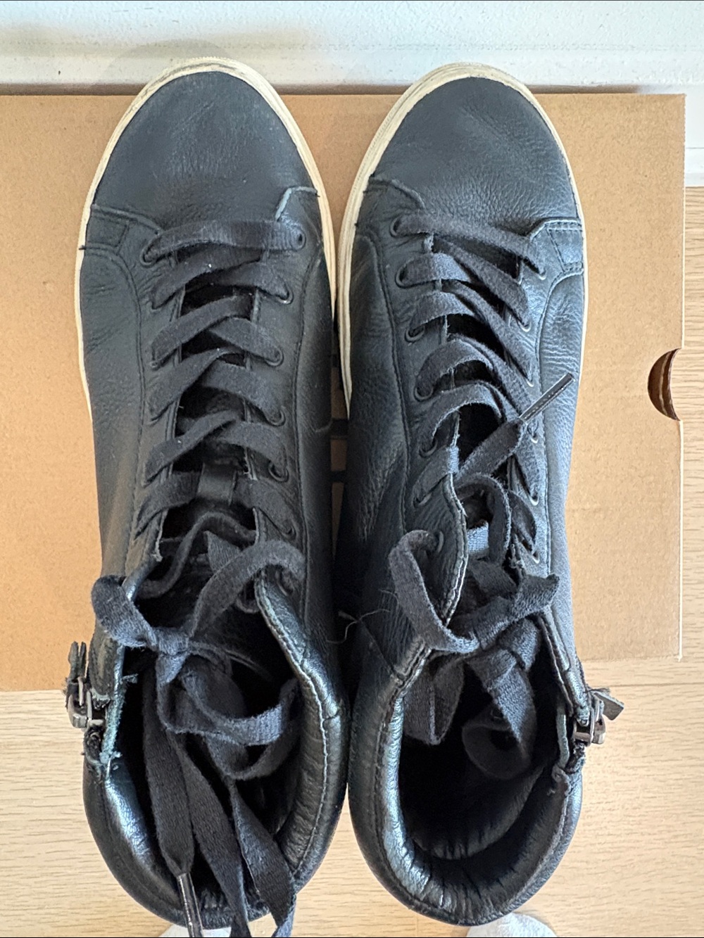 UGG Olli Leather High Top Sneakers
